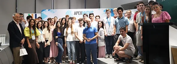 APEX Maths Кишинёв: три недели, которые приблизили молодёжь к математике мирового уровня